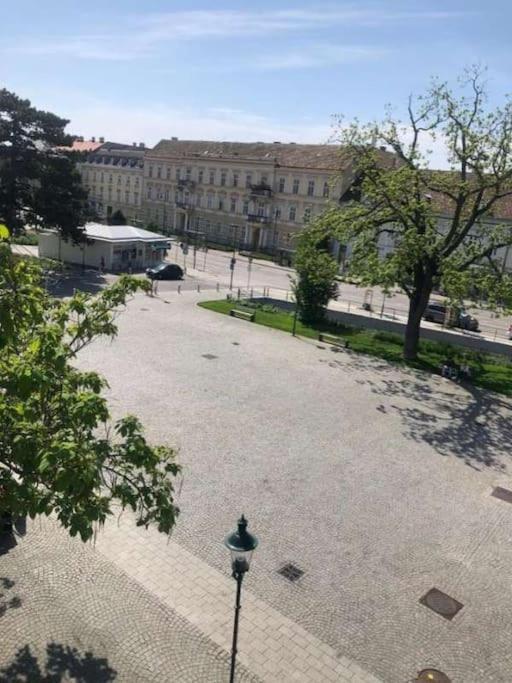Paraderma Apartment Im Zentrum Baden Bei Wien מראה חיצוני תמונה